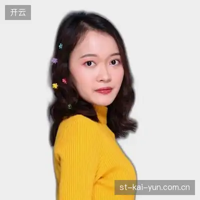 潘英
